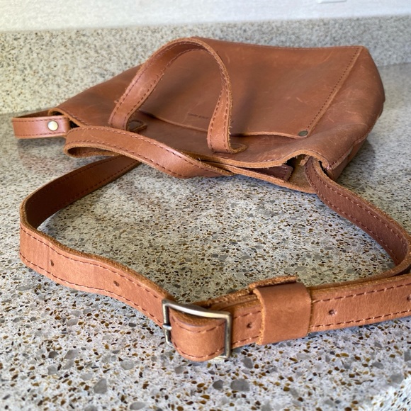 Portland Leather Goods Camel Tote Bag - Picture 3 of 7